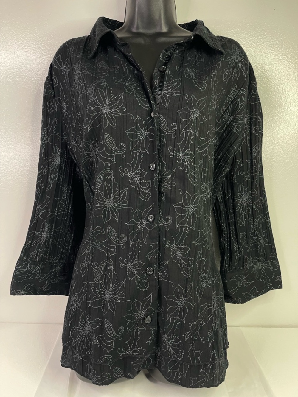 CJ Banks Floral Crinkle Button Down Shirt 2X Black Silver Pointillism Blouse